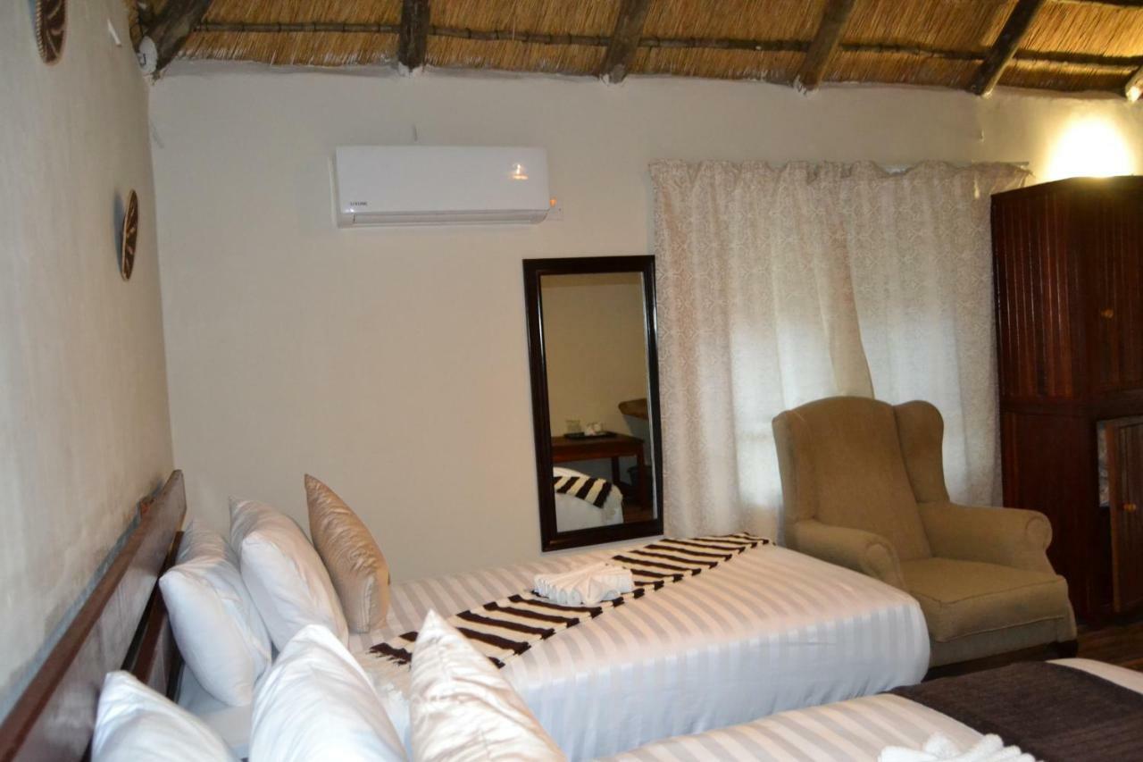 Chobe Sunset Chalets Lesoma Exteriér fotografie